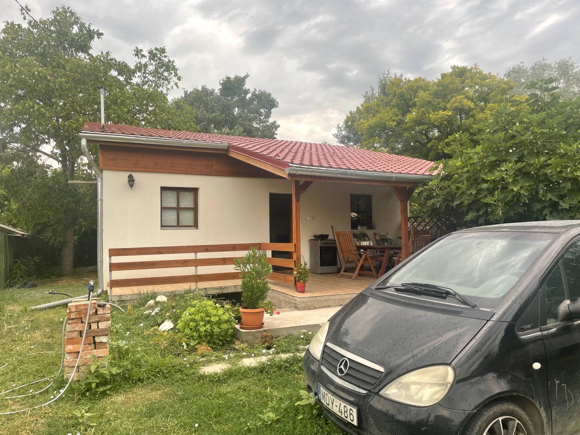 Fügefa Apartmanház